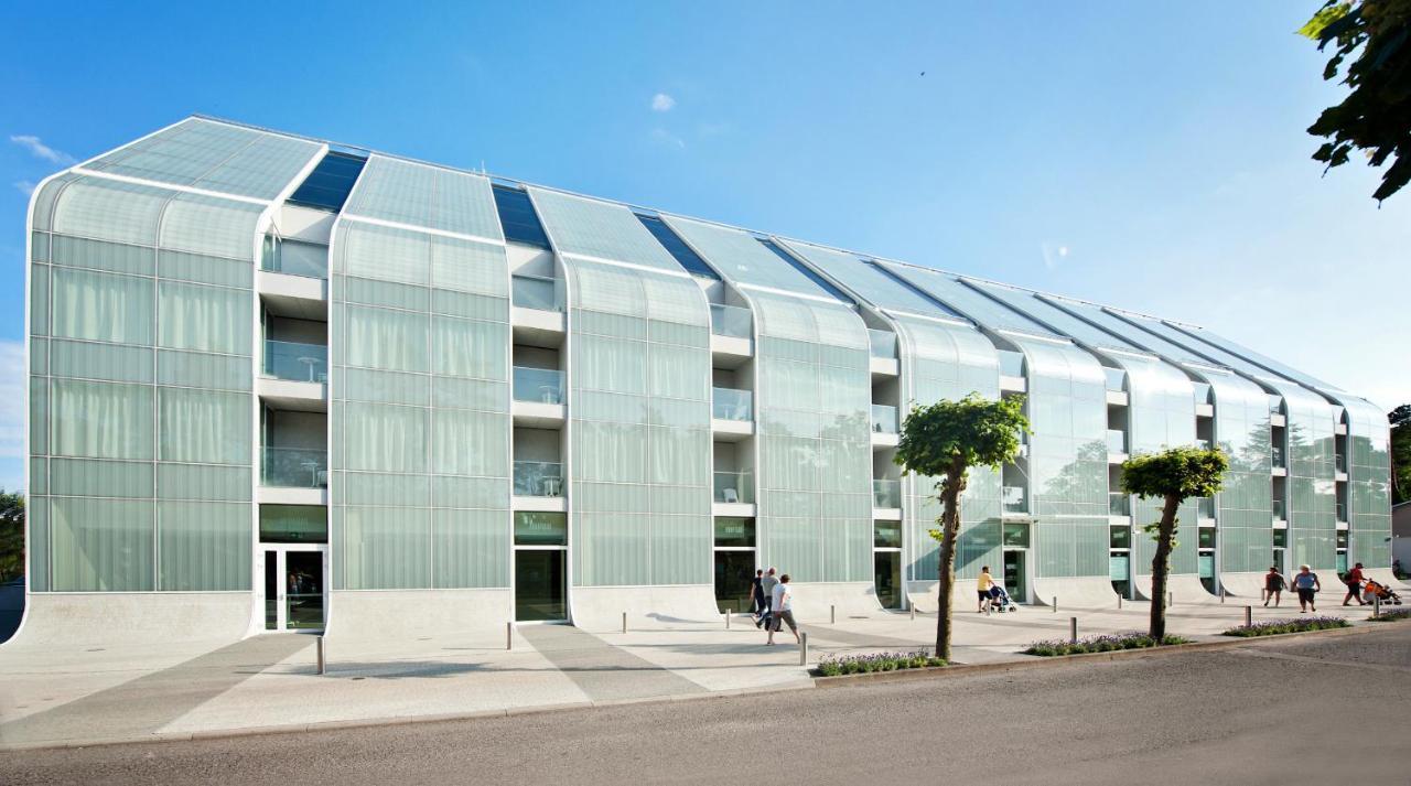 Baltic Palace Aparthotel Поберово Екстериор снимка