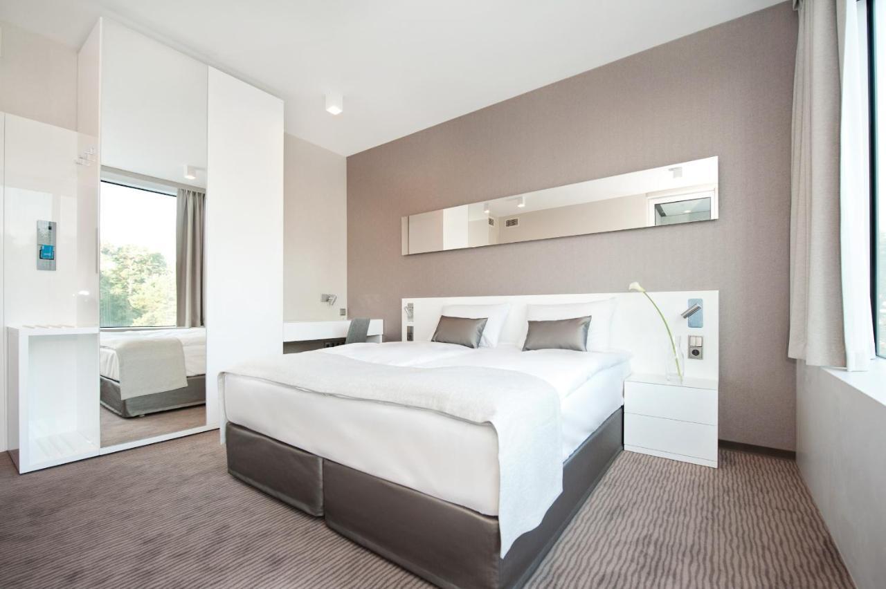 Baltic Palace Aparthotel Поберово Екстериор снимка