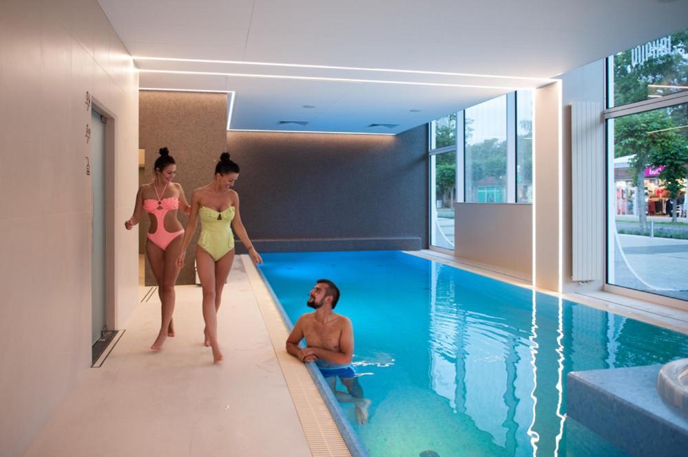 Baltic Palace Aparthotel Поберово Екстериор снимка